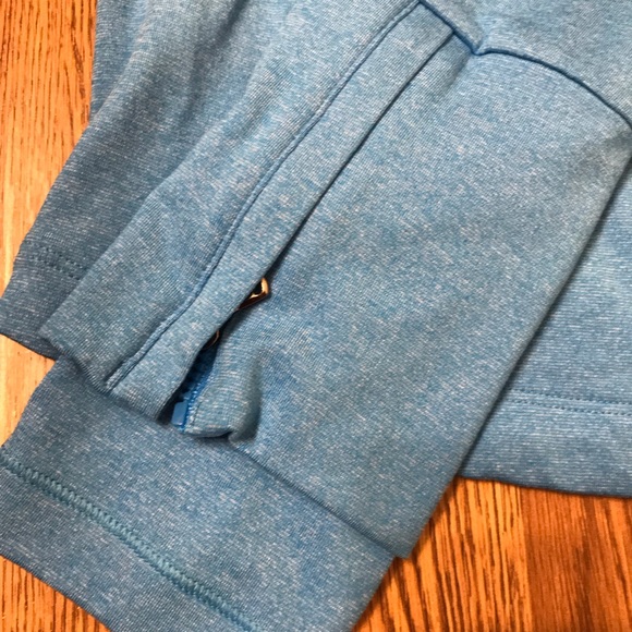 Under armor - Picture 2 of 5